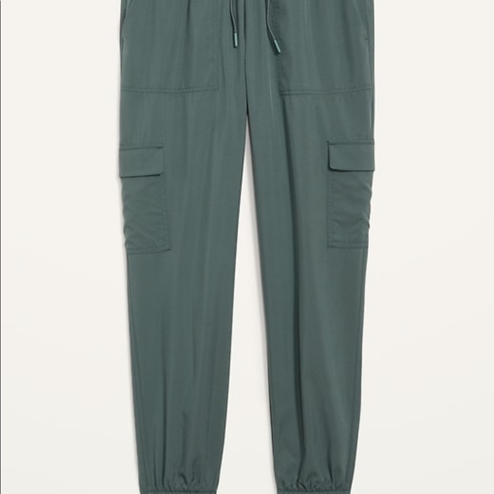 Old Navy High Waisted Cargo Joggers.